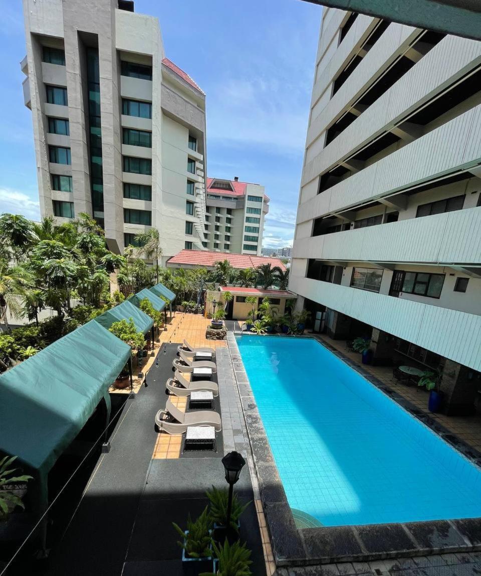 Copacabana Apartment Hotel Pasay Extérieur photo