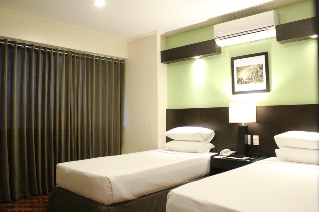 Copacabana Apartment Hotel Pasay Extérieur photo