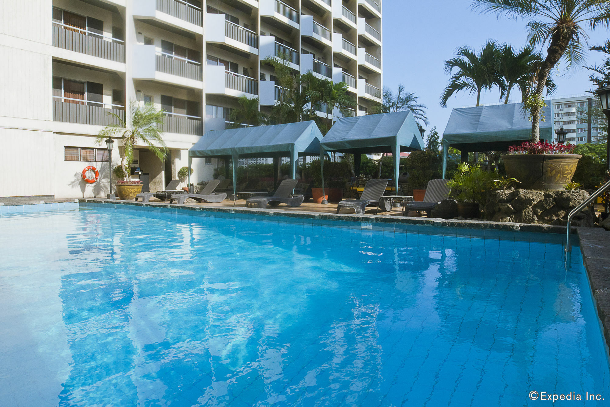 Copacabana Apartment Hotel Pasay Extérieur photo