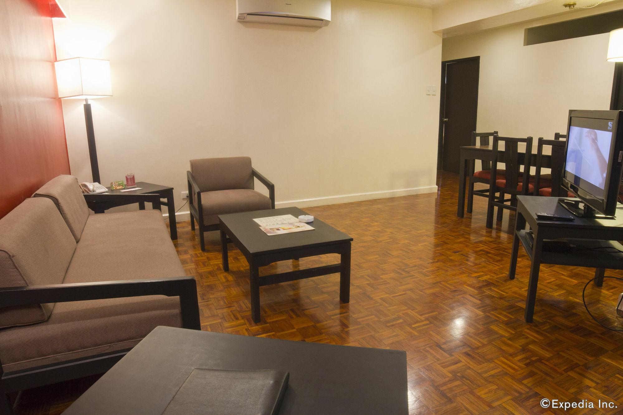 Copacabana Apartment Hotel Pasay Extérieur photo